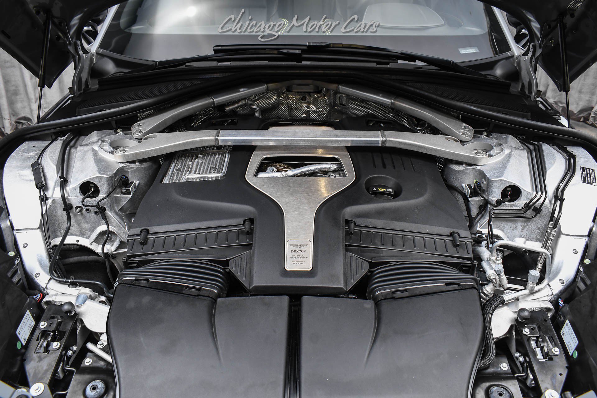 Used 2025 Aston Martin DBX 707 AWD/4WD image 54
