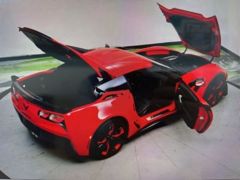 Used 2017 Chevrolet Corvette Z06 w/ Z07 Performance Package image 11