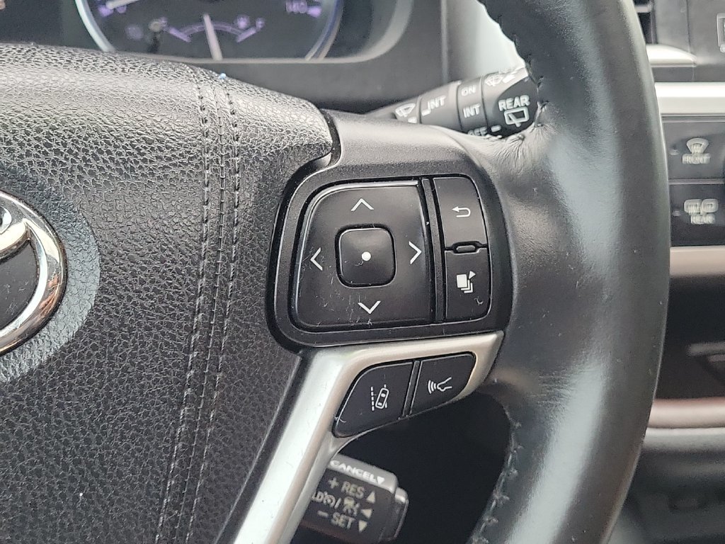 Used 2019 Toyota Highlander Limited AWD/4WD image 22