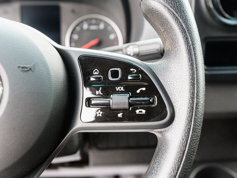 Used 2024 Mercedes-Benz Sprinter 2500 image 12