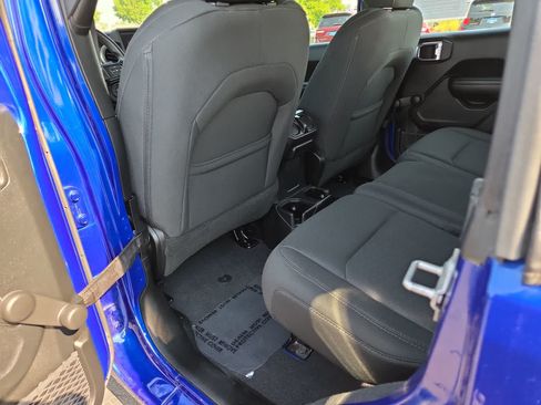Used 2018 Jeep Wrangler Unlimited Sport AWD/4WD image 20