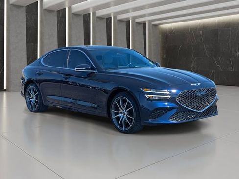 Used 2023 Genesis G70 2.0T image 8