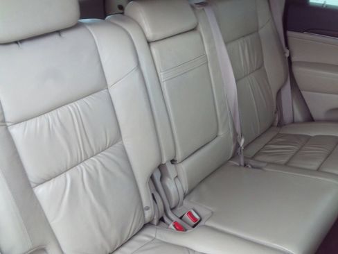 Used 2015 Jeep Grand Cherokee Limited AWD/4WD image 27