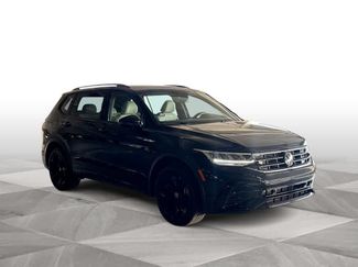 Certified 2024 Volkswagen Tiguan SE R-Line FWD video 2
