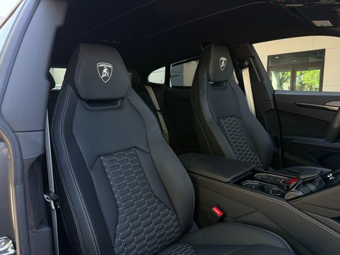 Used 2024 Lamborghini Urus S image 21