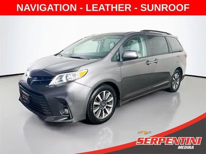 Used 2018 Toyota Sienna XLE w/ XLE Navigation Package