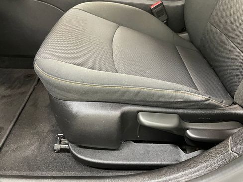 Used 2018 Chevrolet Cruze LS image 19