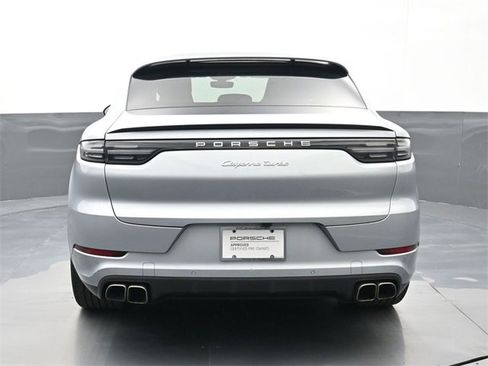 Used 2022 Porsche Cayenne Turbo image 22