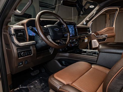 Used 2026 Ford F250 King Ranch w/ Chrome Package image 17