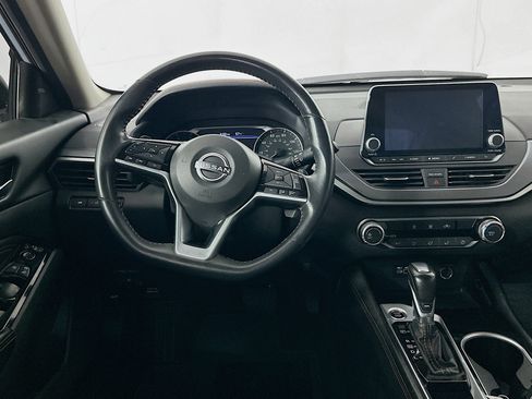 Used 2023 Nissan Altima 2.5 SR image 17