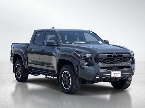 Used 2026 Toyota Tacoma TRD Off-Road w/ TRD Off Road Premium Package AWD/4WD image 7