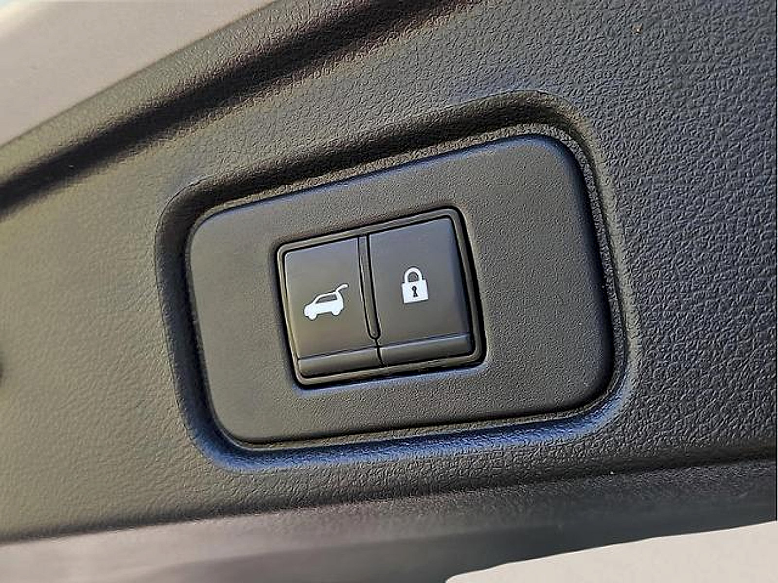 Used 2023 Nissan Pathfinder SL w/ SL Premium Package AWD/4WD image 30