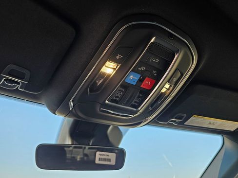 New 2025 Jeep Grand Cherokee Altitude AWD/4WD image 26