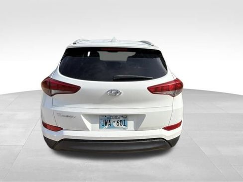 Used 2018 Hyundai Tucson SEL FWD image 4
