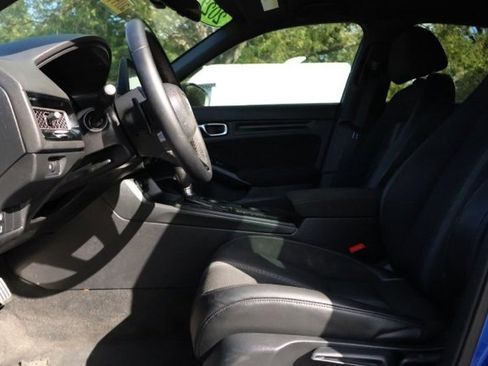 Used 2022 Honda Civic Sport image 6