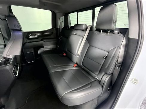 Used 2025 GMC Sierra 1500 SLT w/ SLT Premium Plus Package AWD/4WD image 27