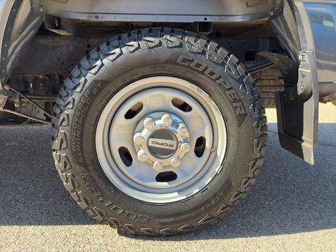 Used 2020 Ford F250 XL w/ Power Equipment Group image 14