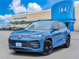 Used 2025 Volkswagen Tiguan SE R-Line FWD video 1