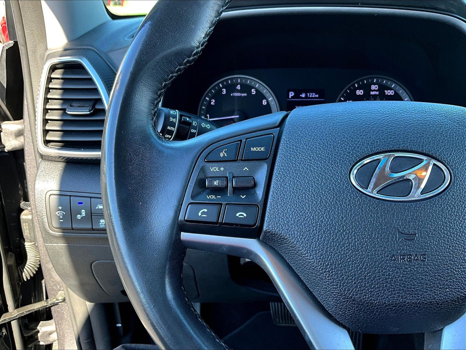 Used 2020 Hyundai Tucson Sport w/ Cargo Package AWD/4WD image 11