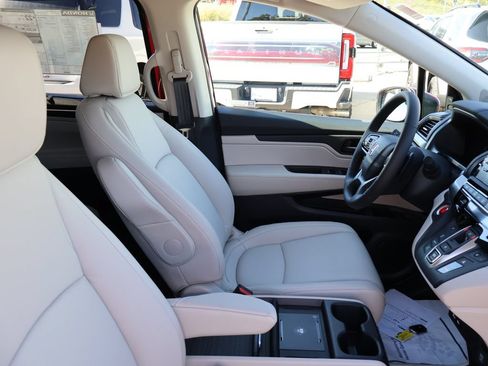 New 2026 Honda Odyssey EX-L image 6
