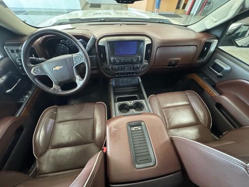 Used 2016 Chevrolet Silverado 1500 High Country AWD/4WD image 11
