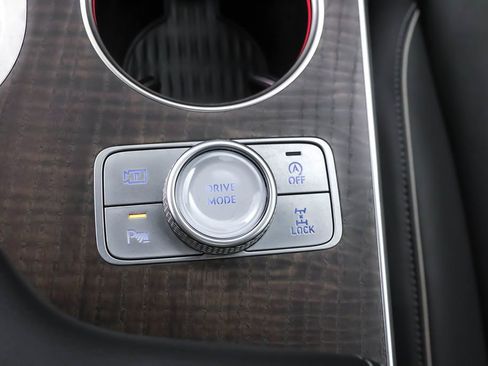 Used 2025 Genesis GV80 3.5T Advanced image 36