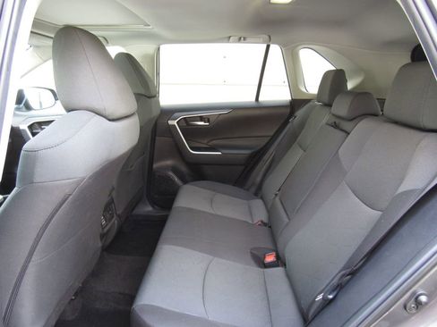 Used 2024 Toyota RAV4 XLE w/ Convenience Package image 15