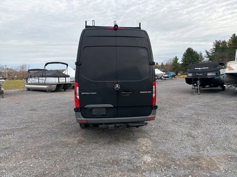Used 2020 Mercedes-Benz Sprinter 3500 image 7