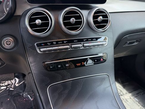 Certified 2022 Mercedes-Benz GLC 300 image 21