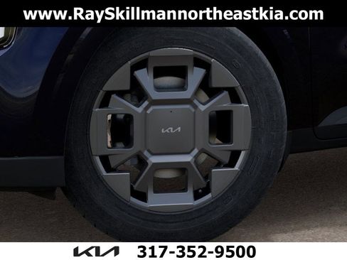 New 2026 Kia Carnival EX image 9