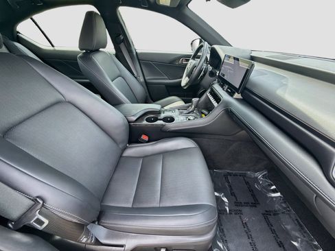 Used 2026 Lexus IS 350 F Sport w/ Accessory Package Z1 RWD image 29
