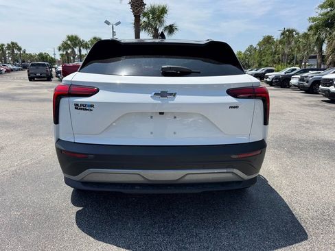 New 2025 Chevrolet Blazer EV LT image 7