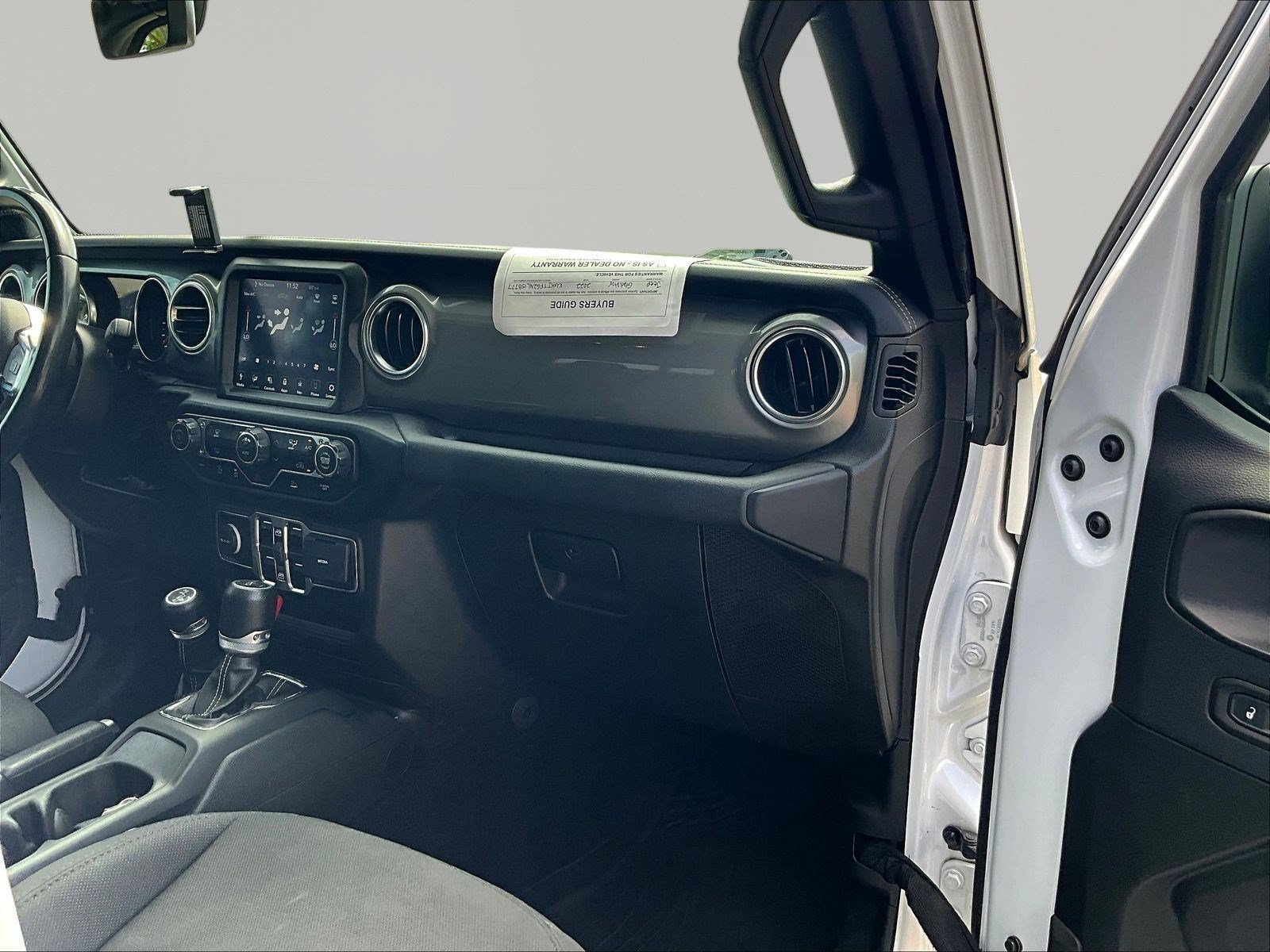 Used 2022 Jeep Gladiator Overland AWD/4WD image 27