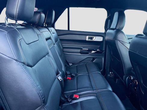 Used 2022 Ford Explorer ST w/ Equipment Group 401A image 30