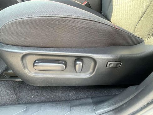 Used 2022 Toyota Tacoma SR5 w/ Technology Package image 16