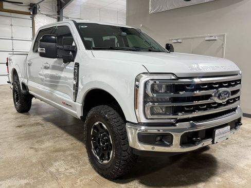 Used 2025 Ford F250 Lariat w/ Lariat Ultimate Package AWD/4WD image 8