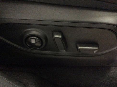 New 2025 Jeep Grand Cherokee Limited image 39