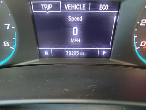 Used 2021 Chevrolet Equinox LS w/ LS Convenience Package AWD/4WD image 26