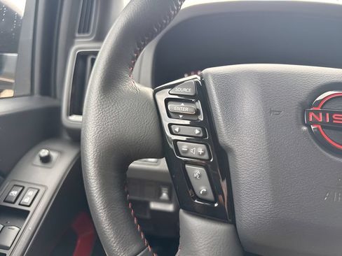Used 2025 Nissan Frontier Pro-X w/ Pro Convenience Package RWD image 28