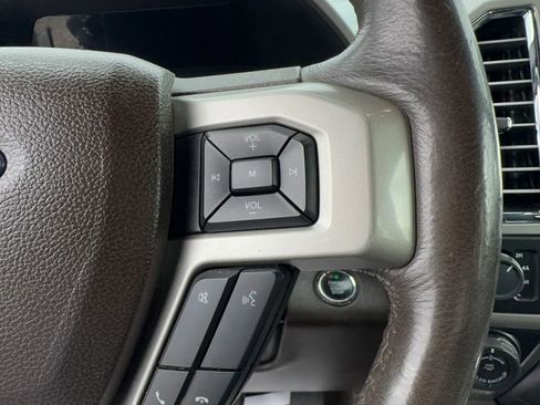 Used 2016 Ford F150 King Ranch w/ Equipment Group 601A Luxury AWD/4WD image 20