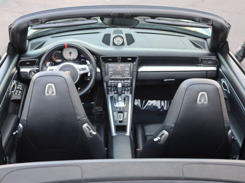 Used 2014 Porsche 911 Carrera S RWD image 16