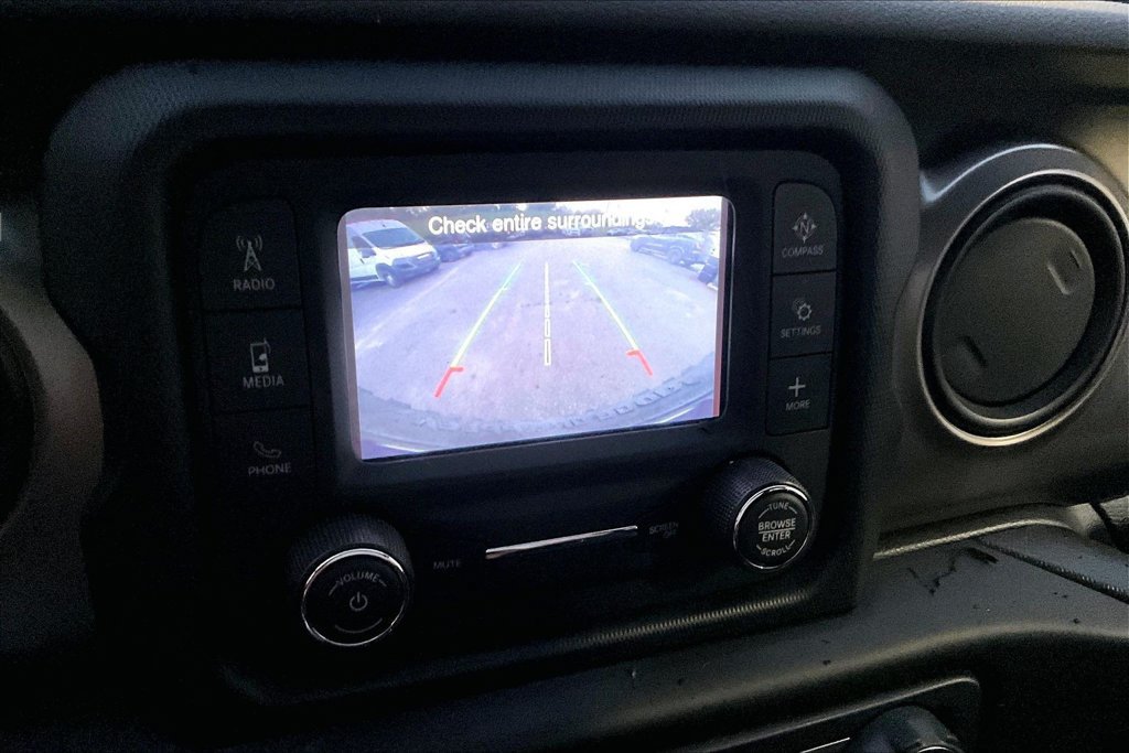 Used 2019 Jeep Wrangler Unlimited Sport AWD/4WD image 15