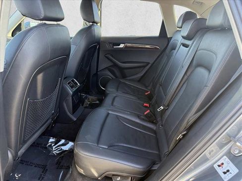 Used 2012 Audi Q5 2.0T Premium Plus w/ Premium Plus Pkg image 22
