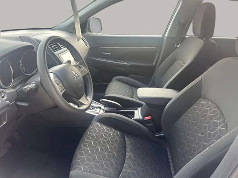Used 2025 Mitsubishi Outlander Sport ES AWD/4WD image 8