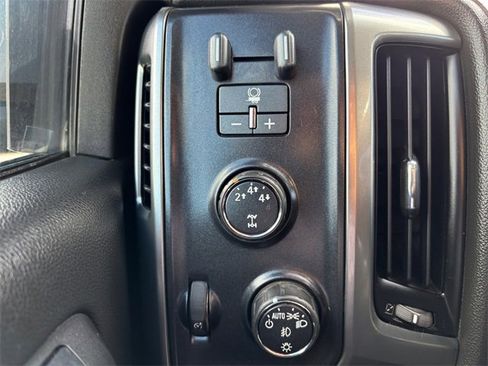 Used 2015 Chevrolet Silverado 3500 LTZ image 20