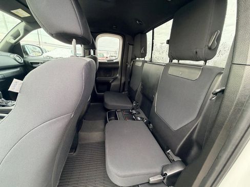 Used 2021 Toyota Tacoma TRD Off-Road image 20