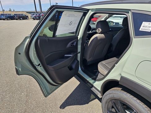 New 2026 Chevrolet Trax ACTIV FWD image 20