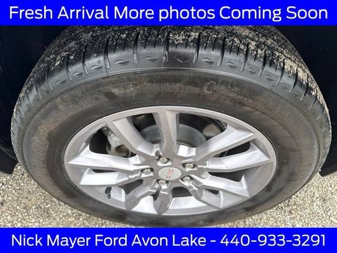 Used 2024 GMC Terrain SLT AWD/4WD image 18