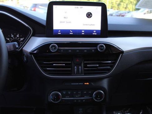 Used 2022 Ford Escape SEL FWD image 18