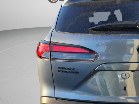 Used 2026 Toyota Corolla Cross XSE image 13